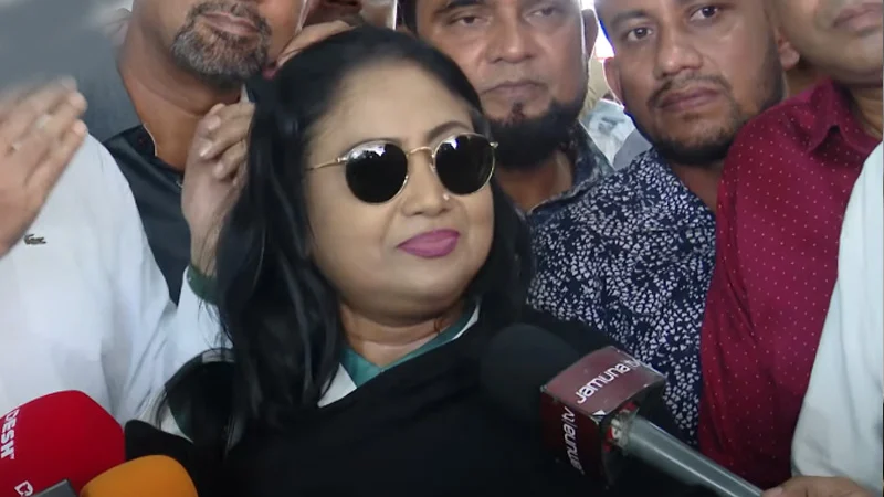দেশে ফিরে বেবী নাজনীন বললেন, অন্য দলকে এড়িয়ে চলার সংস্কৃতি চাই না