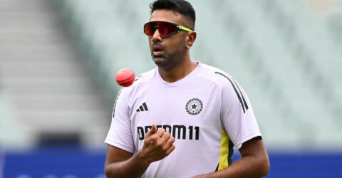 আন্তর্জাতিক ক্রিকেট থেকে অবসরে অশ্বিন