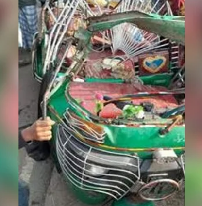 ট্রাকচাপায় স্বামী-স্ত্রী-শ্যালকসহ প্রাণ গেল একই পরিবারের চারজনের