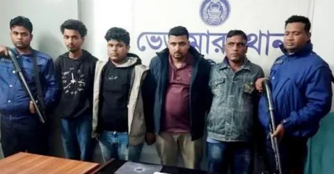 কুষ্টিয়ায় বিদেশি অস্ত্রসহ ৪ জন আটক