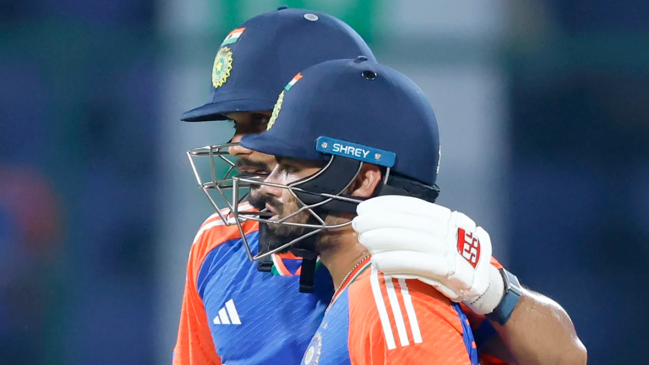 সিরিজের মাঝপথে ছিটকে গেলেন দুই ভারতীয় তারকা