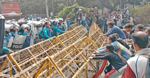 এনসিটিবির সামনে হামলার ঘটনায় মামলা