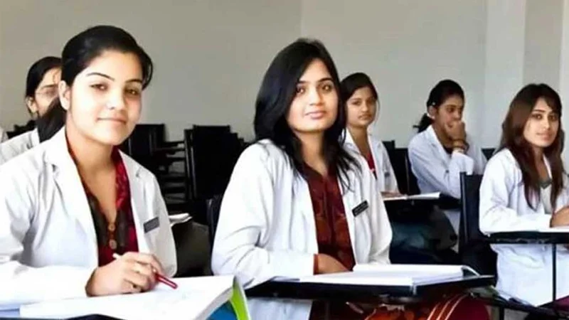 মুক্তিযোদ্ধা কোটায় উত্তীর্ণ ৫৬ শতাংশই দিয়েছেন ভুয়া তথ্য