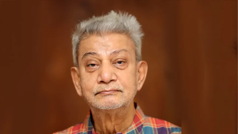 ইসলাম গ্রহণের পর প্রবীর মিত্রের নাম রাখা হয় হাসান ইমাম