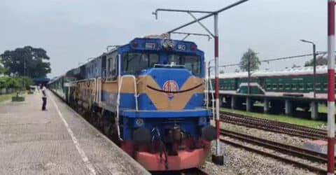 চট্টগ্রাম-কক্সবাজার রুটে নিয়মিত ট্রেন চালু হচ্ছে চলতি মাসেই