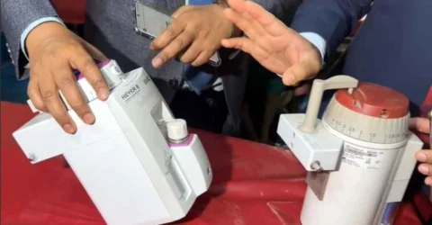 চলছে চায়না অ্যানেসথেসিয়া মেশিন, বিল করা হয় জার্মান কোম্পানির নামে
