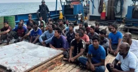 চট্টগ্রাম ফিরলেন ভারতীয় কোস্ট গার্ডের হাতে আটক ৯০ জেলে-নাবিক