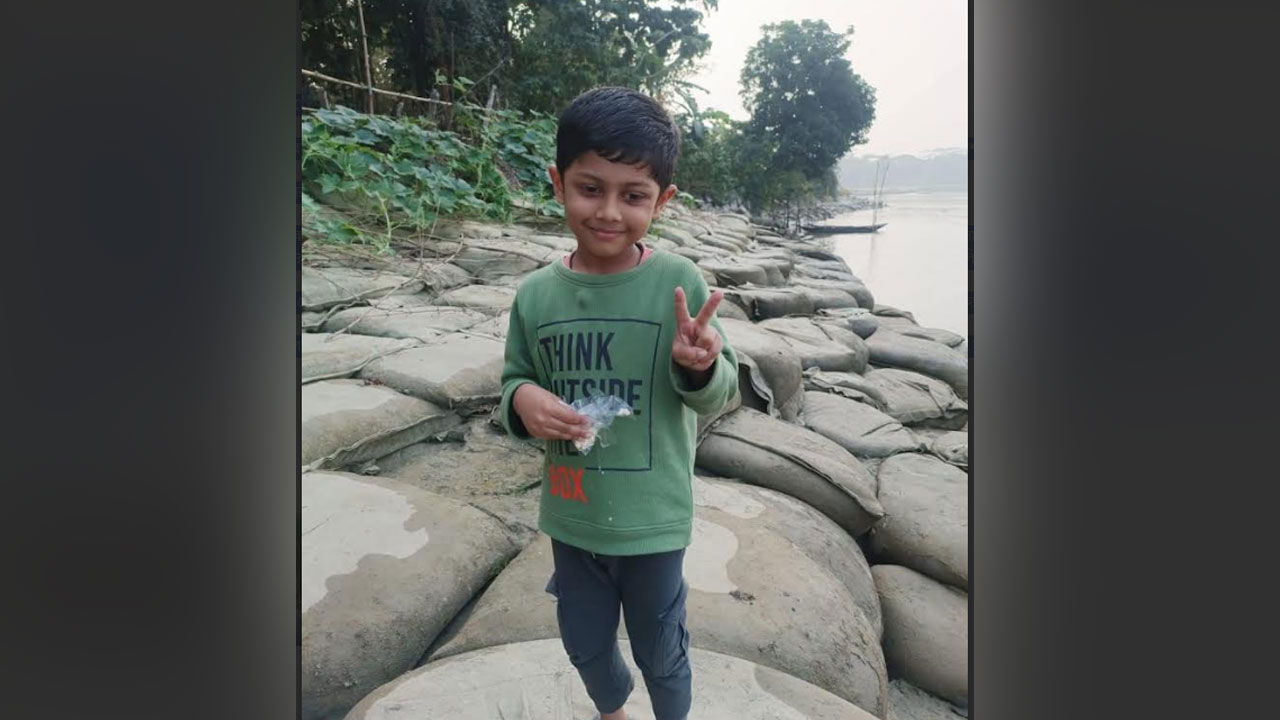 নিখোঁজ শিশু সাফওয়ানের মরদেহ পাওয়া গেল ডোবায়