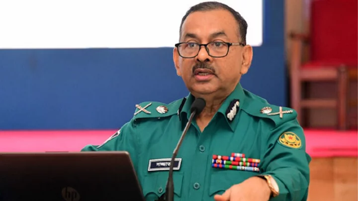 পুলিশ ধৈর্যের সঙ্গে পরিস্থিতি সামাল দিয়েছে: ডিএমপি