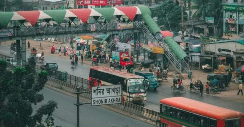 শনির আখড়ায় ৬ তলা ভবন থেকে পড়ে যুবক নিহত