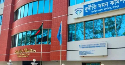 অগ্রণী ব্যাংকের টাকা আত্মসাতের ঘটনায় দীপঙ্কর ঘোষের বিরুদ্ধে দুদকে মামলা