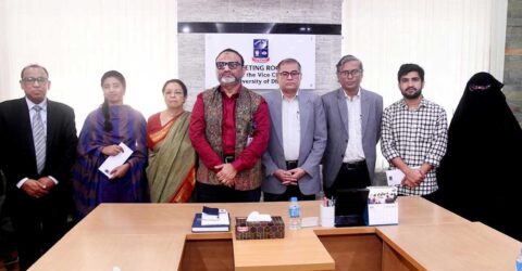 ‘মমতাজুর রহমান তরফদার স্মারক বৃত্তি’ পেলেন ঢাবির ৪ শিক্ষার্থী