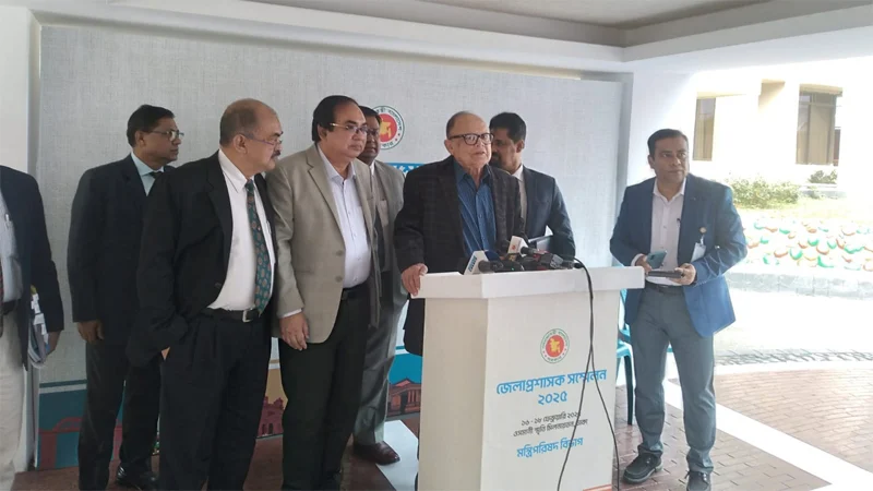 রমজানে খাদ্যশস্য বিতরণ সুশৃঙ্খল করতে ডিসিদের নির্দেশ দিয়েছি: খাদ্য উপদেষ্টা