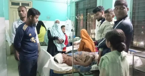 বিয়েতে দাওয়াত পেলেন না ভাই, ক্ষিপ্ত হয়ে হামলা