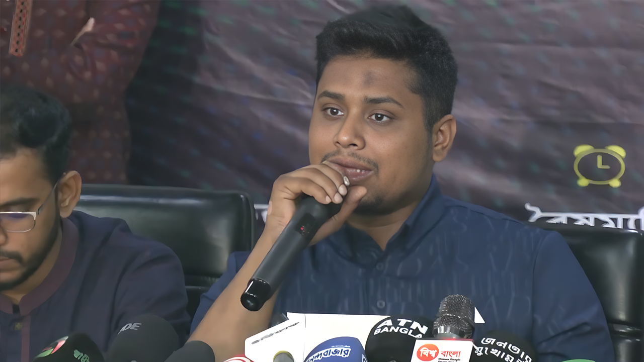আসছে ছাত্রদের রাজনৈতিক দল: নাম-প্রতীক-আকাঙ্ক্ষা নিয়ে মতামত আহ্বান