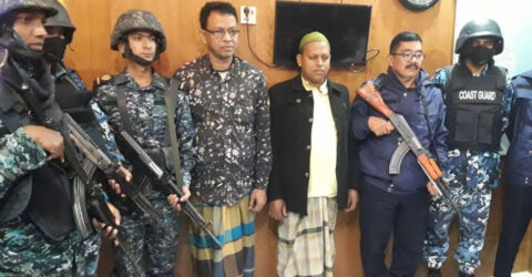 অপারেশন ডেভিল হান্ট : নোয়াখালীতে চেয়ারম্যানসহ আটক ৭