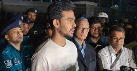 দ্রুতই আইনশৃঙ্খলা পরিস্থিতি নিয়ন্ত্রণে আসবে: আসিফ মাহমুদ