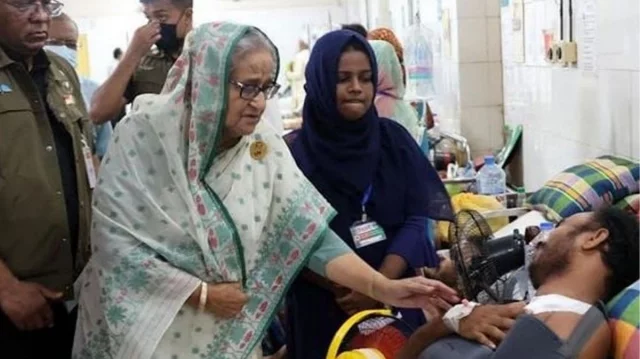 ‘আহতদের দেখতে গিয়ে ‘নো ট্রিটমেন্ট, নো রিলিজ’ নির্দেশ দেন শেখ হাসিনা’
