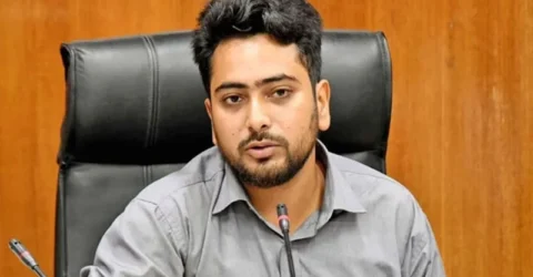 শহীদ পরিবার ও আহতদের কর্মসংস্থান নিয়ে যা বললেন উপদেষ্টা নাহিদ