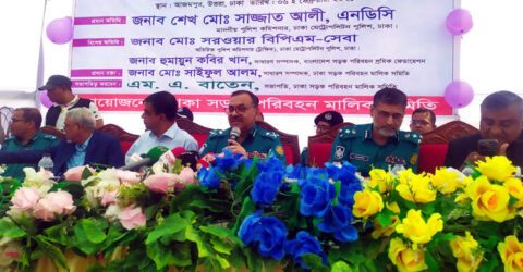 ছিনতাই ঠেকাতে ট্রাফিক সার্জেন্টরা পাবেন স্মল আর্মসছিনতাই ঠেকাতে ট্রাফিক সার্জেন্টরা পাবেন স্মল আর্মস