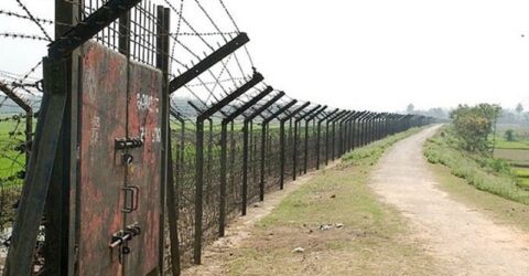 সীমান্তে রাতে বিএসএফের একাধিক অস্থায়ী পোস্ট