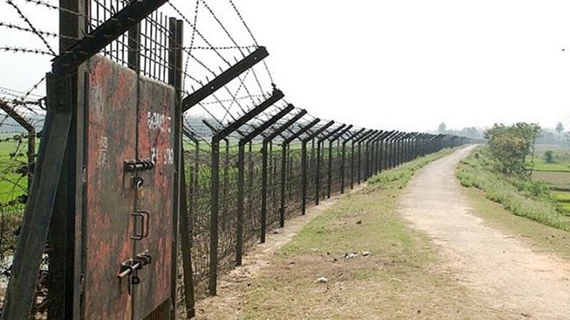 সীমান্তে রাতে বিএসএফের একাধিক অস্থায়ী পোস্ট