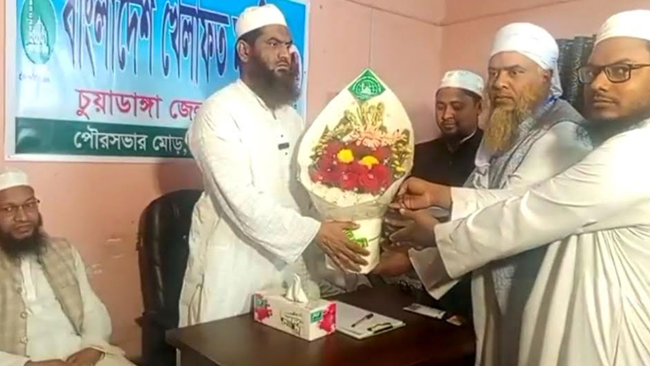 মামুনুল হক ‘আমাদের রাজনীতি শুধুমাত্র আল্লাহর জমিনে দ্বীনকে প্রতিষ্ঠিত করা’