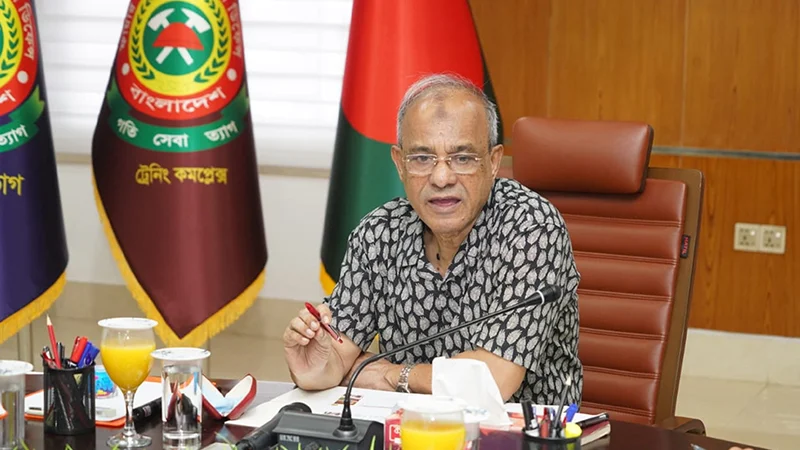১০ মিনিটে অন-অ্যারাইভাল ভিসা দেওয়া হবে: স্বরাষ্ট্র উপদেষ্টা