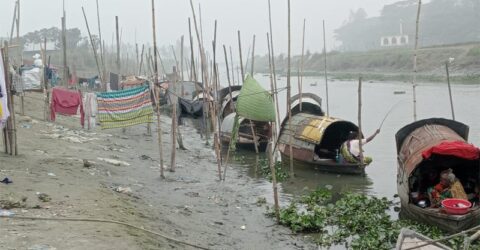 ‘শিঙা-তাবিজ এহন আর কেউ নেয় না’