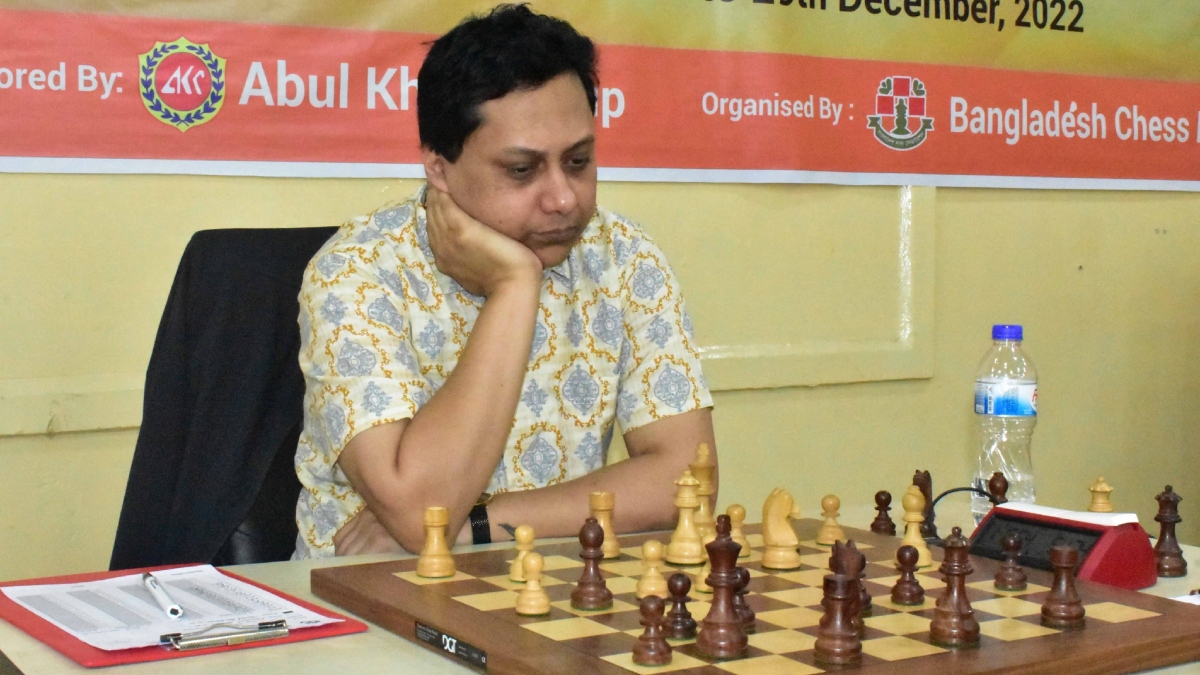 ‘প্রবাসী’ হলেন গ্র্যান্ডমাস্টার রাজীব