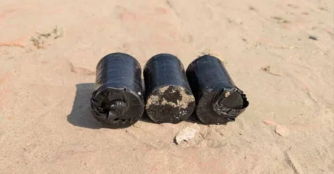 ফার্মগেটে বোমা সদৃশ বস্তুগুলো কী ছিল