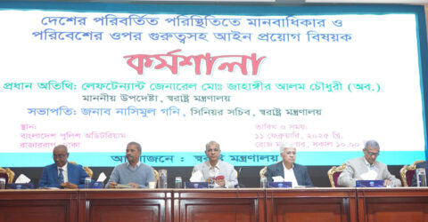 কখন মবের প্রকোপ কমে যাবে, জানালেন আইন উপদেষ্টা