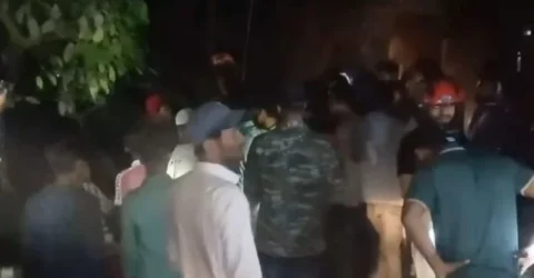 শরীয়তপুরে ডাকাতের গুলিতে আহত ৯, গণপিটুনিতে ২ ডাকাত নিহত
