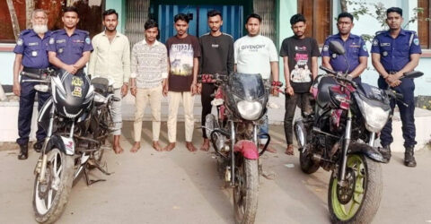 অনলাইনে বাইক বিক্রির বিজ্ঞাপন দিয়ে ক্রেতাদের সব হাতিয়ে নিতেন তারা