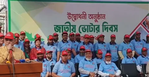 দেশে মোট ভোটার এখন ১২ কোটি ৩৭ লাখ, চূড়ান্ত তালিকা প্রকাশ
