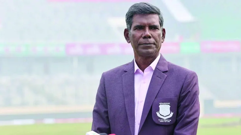 জ্যোতিদের কোচ নিয়ে প্রশ্ন