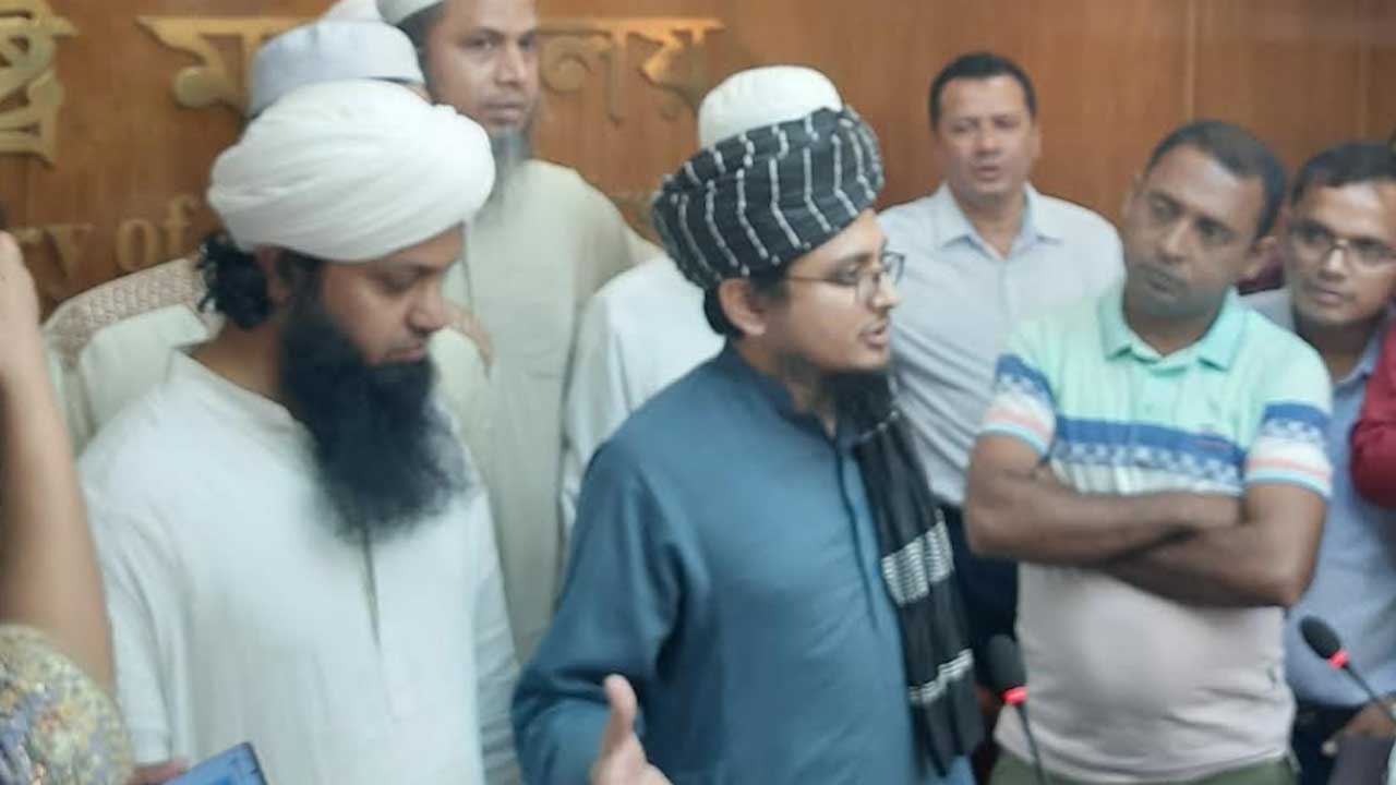 জামিনে মুক্তি পেলেন সাদ পন্থি আলেম মুফতি মুয়াজ বিন নূর