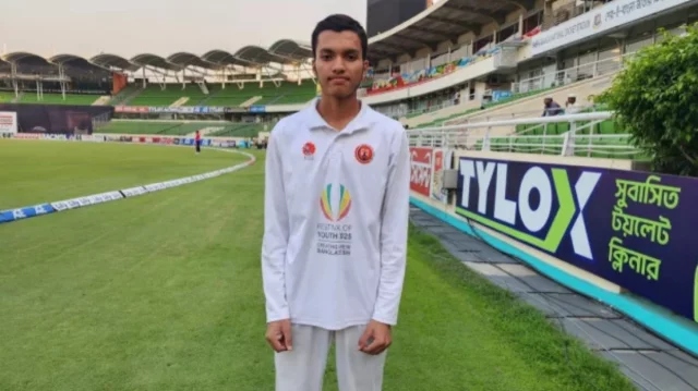 ক্রিকেটে অপরাজিত ৪০৪ রান করে ইতিহাস গড়লেন মুস্তাকিম