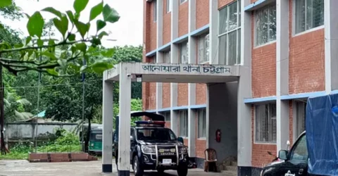 চট্টগ্রামে পারিবারিক কলহের জেরে জামাইয়ের হাতে শাশুড়ি খুন