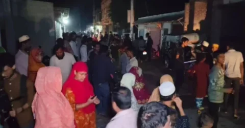 নামাজরত বাবাকে হত্যা করলো ছেলে
