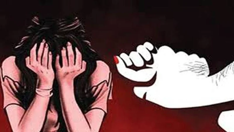 মেয়ে ধর্ষণের শিকার, মামলার পর বাবা খুন