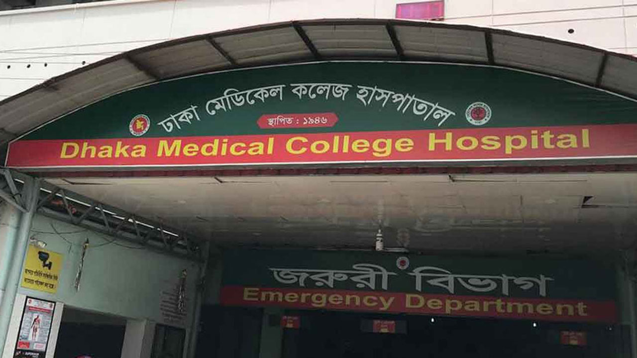 লক্ষ্মীপুরে ঘুমন্ত স্ত্রীর পায়ের রগ কেটে দিলেন স্বামী