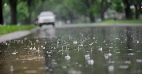 ঝোড়ো হাওয়াসহ বজ্রবৃষ্টি হতে পারে আজ ও কাল