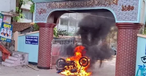 আওয়ামী লীগ নিষিদ্ধের বিক্ষোভে ‘জয়বাংলা’ স্লোগান, আটক ১