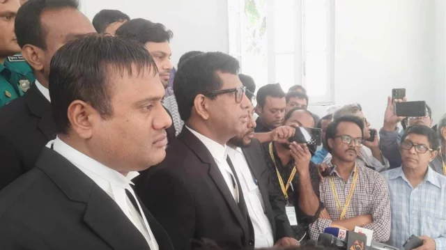 জুলাই গণহত্যা: ৩ পুলিশ কর্মকর্তার বিরুদ্ধে গ্রেপ্তারি পরোয়ানা