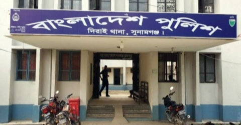 টহলরত পুলিশ সদস্যকে তুলে নিয়ে গেল ডাকাত দল, অতঃপর…