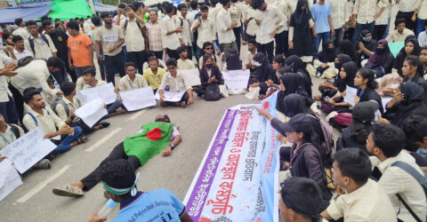রেলপথ ব্লকেড কর্মসূচি শিথিল, বৈঠকের পর নতুন সিদ্ধান্ত