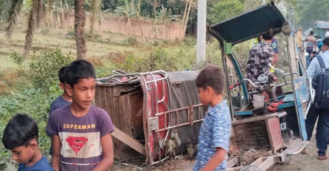 ঝিনাইদহে সড়ক দুর্ঘটনায় অন্তঃসত্ত্বা মা ও ছেলে নিহত