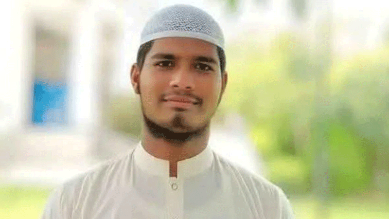 বজ্রপাতে প্রাণ গেল মাদ্রাসার শিক্ষকের
