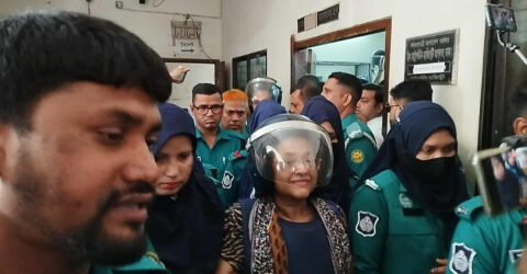 কাঠগড়ায় ফুঁপিয়ে কাঁদলেন তুরিন আফরোজ